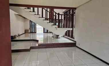 Disewakan Rumah Tinggal Besar Lokasi Cilandak Timur