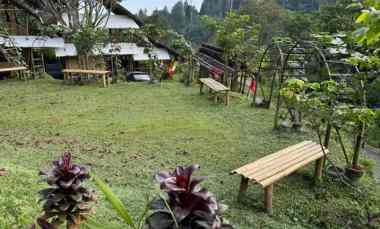 disewakan villa villa triple a saung bambu