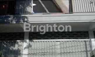 Dukuh Kupang, Ruko 1 Lantai Nol Jalan