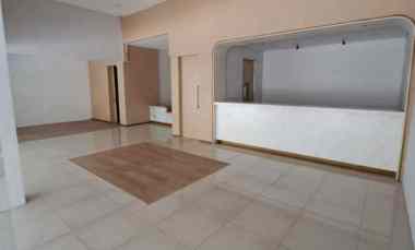 EX Bank Pemerintah jl Diponegoro Sby