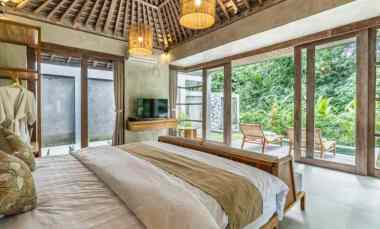 For Sale 5 Villas With Private Pool, Land, Cafe