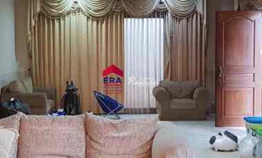 Lokasi Strategis Rumah di Pondok Indah, Jakarta Selatan