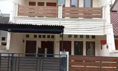 Gokil Rumah Cakep 4 KT Duren Sawit Bebas Banjir