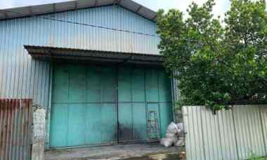 Gudang Raya Domas Menganti Gresik Akses Kontainer