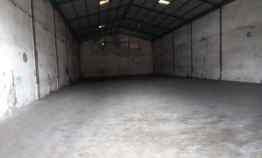 Gudang Siap Pakai di Sinar Gedangan Lokasi Komersial