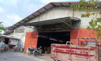 Gudang Siap Pakai Diareal Muding