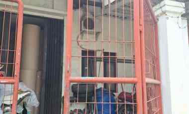 Gudang Siap Pakai Jejer 2 di Medokan Asri