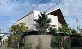 Hook Mewah Wisma Mukti Klampis, Surabaya Timur