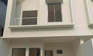 Hunian Mewah 2 Lantai di Ratujaya Depok