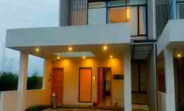 Rumah Dijual di Jl. Raya Jababeka Golf Residence