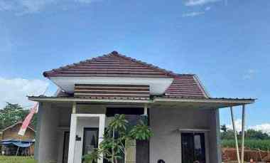 Hunian Minimalis 1 Lantai di Pakisaji