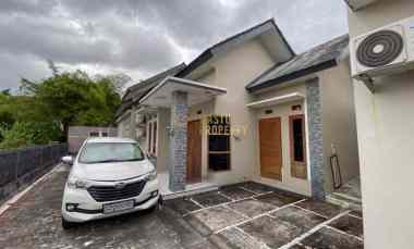 Hunian Strategis 2 Lantai dekat Jalan Kaliurang km 10