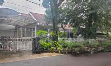 Rumah Dijual di sayap riau BANDUNG