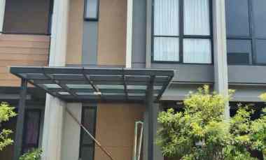 Rumah Dijual di summarecon