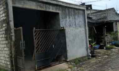 Jual Gudang Usaha Menganti