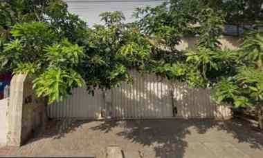 Komersial Dijual di Bratang Gede