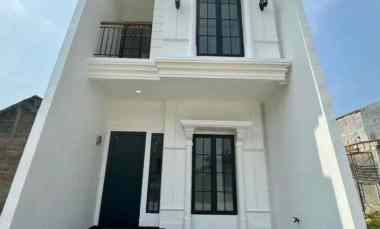 Jual Rumah 2 Lantai Konsep Mediterania Klasik