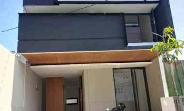 Rumah Dijual di Jl nilem buah batu