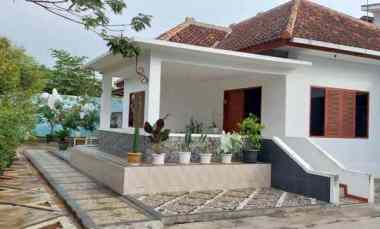 jual rumah bergaya klasik
