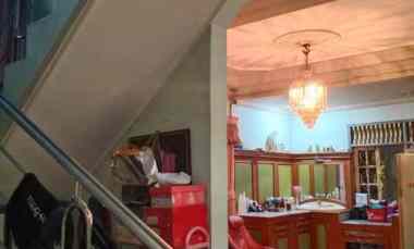 Jual Rumah BU Strategis Posisi Hook Antapani Bandung