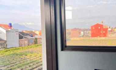 Rumah Dijual di Ciwastra