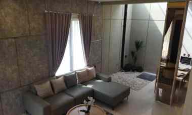 Jual Rumah Cluster Emerald Nempel Gading Serpong