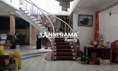 jual rumah dihitung tanah dekat stasiun depok lama