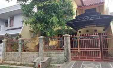 Rumah Dijual di Komplek Billymoon, Pondok Kelapa, Kec. Duren Sawit, Jakarta Timur