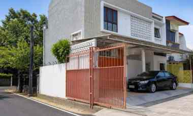 jual rumah komplek deplu pondok aren dekat masjid