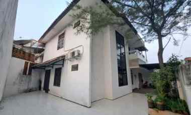 jual rumah komplek siap huni luas nyaman