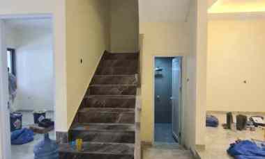 Jual Rumah Mewah dan Baru Citra 2 Jak Bar