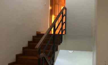 Jual Rumah Mewah Fullfurnish Kav DKI Meruya Jak Bar