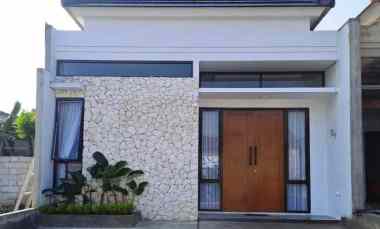 Rumah Dijual di Simpangan Depok