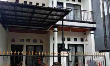 Rumah Dijual di Grand Depok City