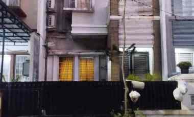 Jual Rumah Taman Palem Lestari Jak Bar