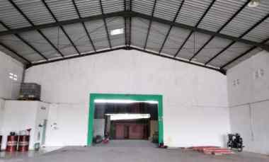 JUAL/SEWA Gudang RAYA KEPATIHAN, Gresik Nol Jalan Raya