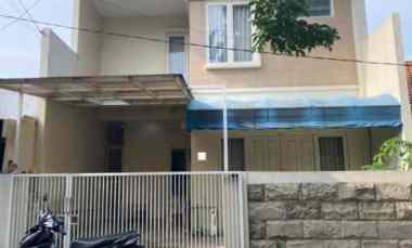 JUAL/SEWA Rumah Pucang Anom 2,5 Lantai Full Bangunan