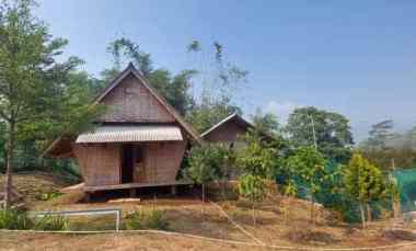 Villa Dijual di Margahurip