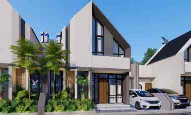 Kolam Renang Pribadi di Belakang Umy