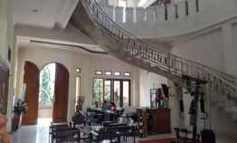 Dijual Rumah Besar Cocok untuk Kantor di Gatot Subroto Denpasar