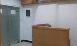 Dijual 1 Unit Ruang Kantor untuk 8 Pax di Epicentrum Epiwalk