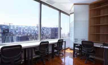 Ruang Kantor Minimalis 4 Pax With View Jakarta Selatan