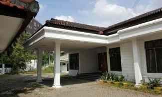 Komersil Area RAYA JEMURSARI, Rumah 1 Lantai, Min. 3thn