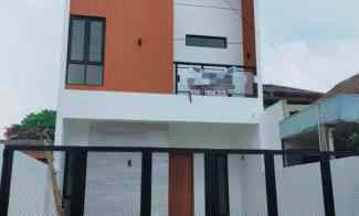 Lux Brandnew House Srigadis, dekat Alun-alun Bandung