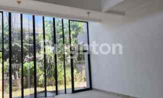 MRH..MRH..COCOK.UTK KANTOR, Margorejo, Siap Huni Posisi di Pojok