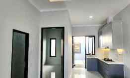 Medokan Rungkut, 1M an, Cantik Baru Gress, Row Jln 2,5