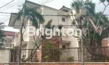 Mulyosari, Rumah Hook Mewah 2 Lantai, Siap Huni