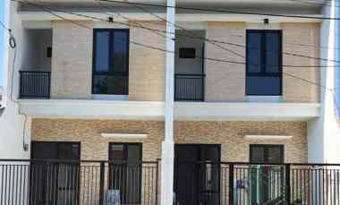 Nirwana Eksekutif 1M-an Row Jalan 3,5 Mobil