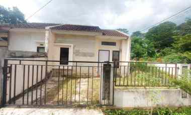 over kredit 35juta rumah hook luas 100m di citayam