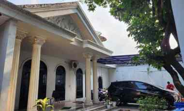 Pancoran Barat - Rumah Lama Siap Huni Beserta 3 Warung